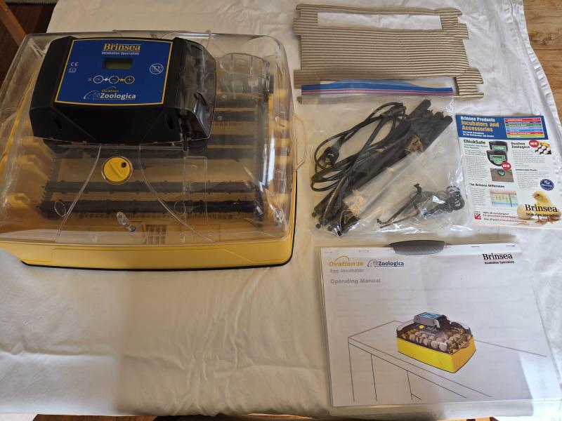 Brinsea Zoologica Incubator